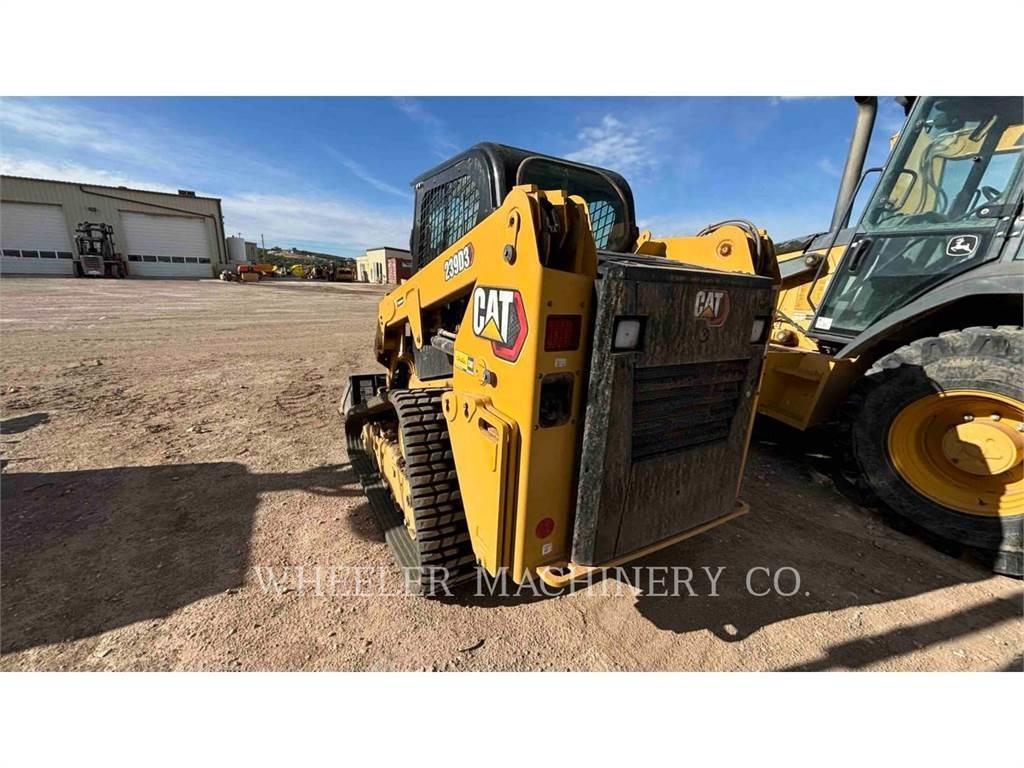 CAT 239D3 C3H2 궤도식 로우더