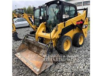 CAT 242D  스키드로더