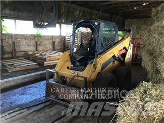 CAT 242D3  스키드로더