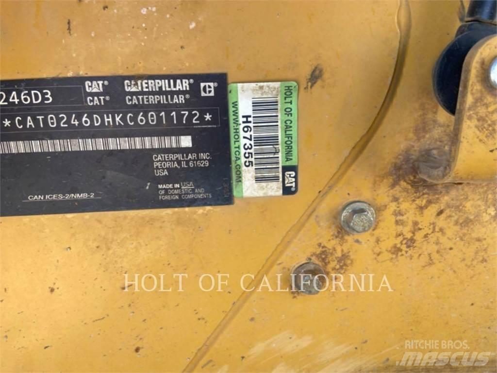 CAT 246 HF  스키드로더