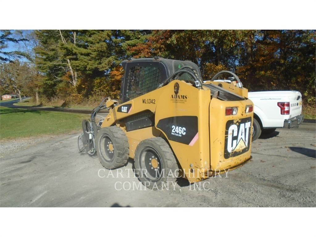 CAT 246C  스키드로더