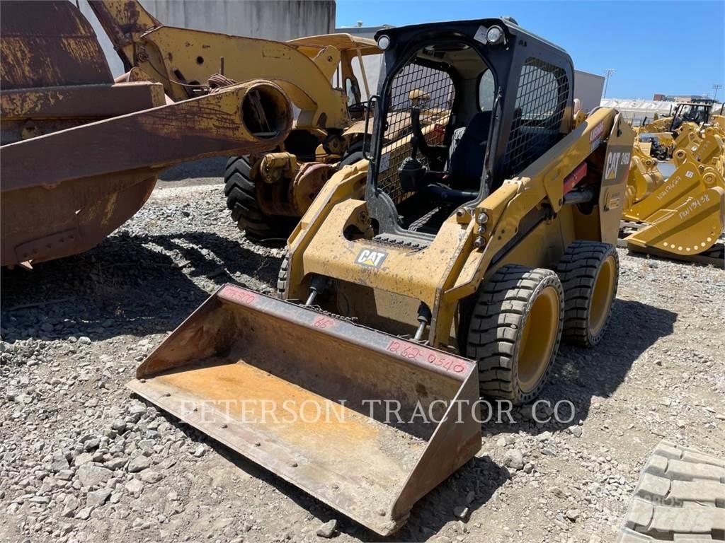 CAT 246D  스키드로더