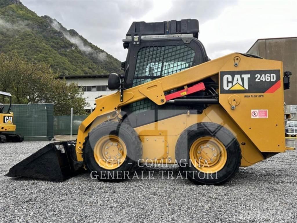 CAT 246D  스키드로더