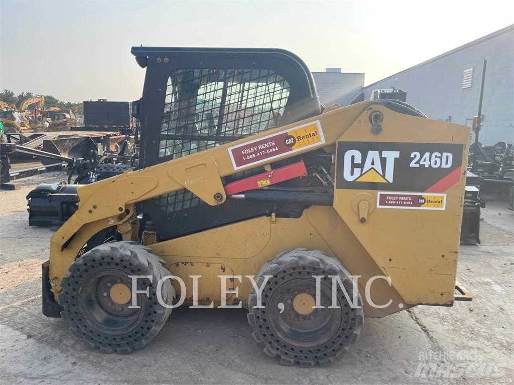 CAT 246D  스키드로더