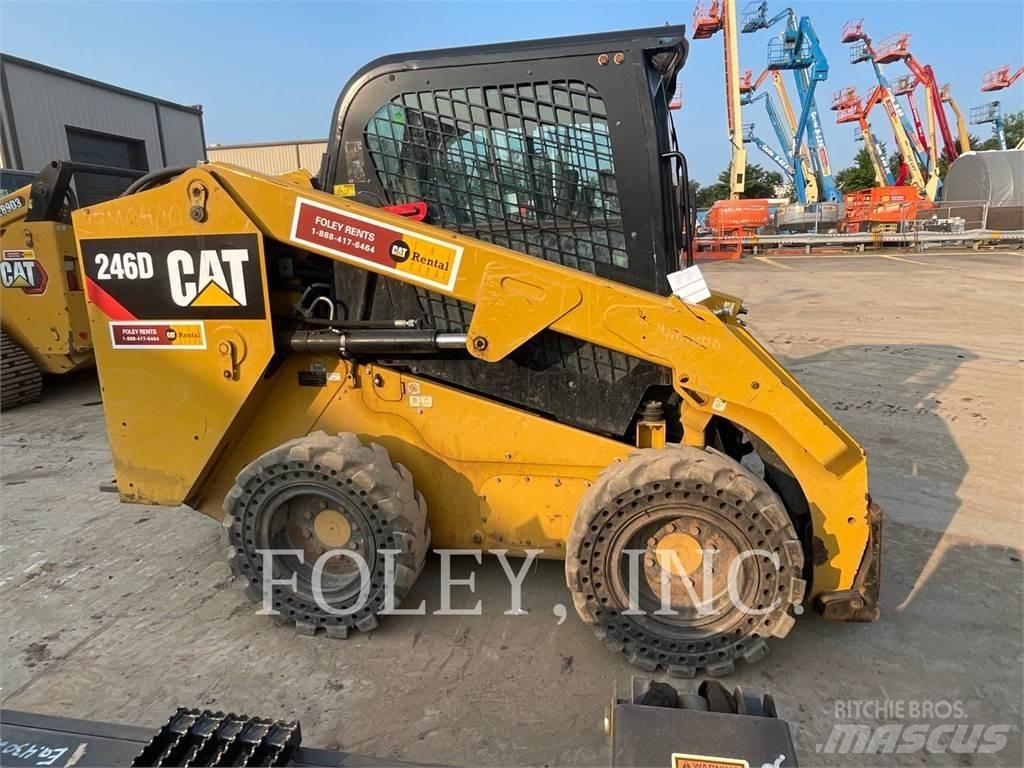 CAT 246D  스키드로더