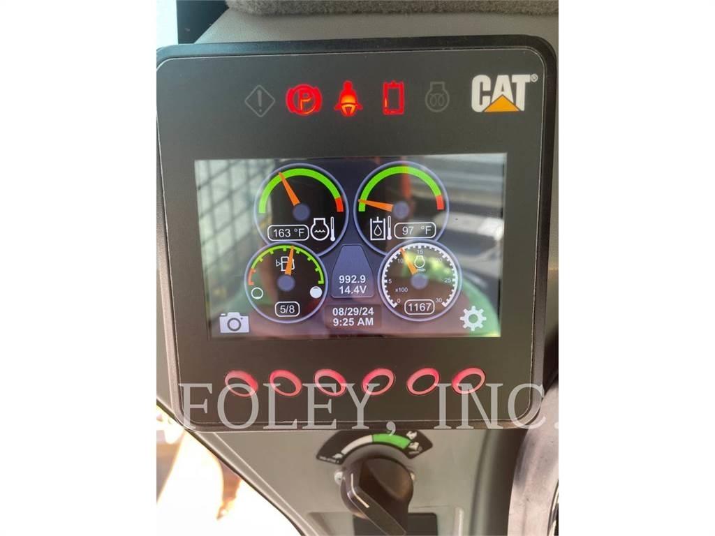 CAT 246D  스키드로더