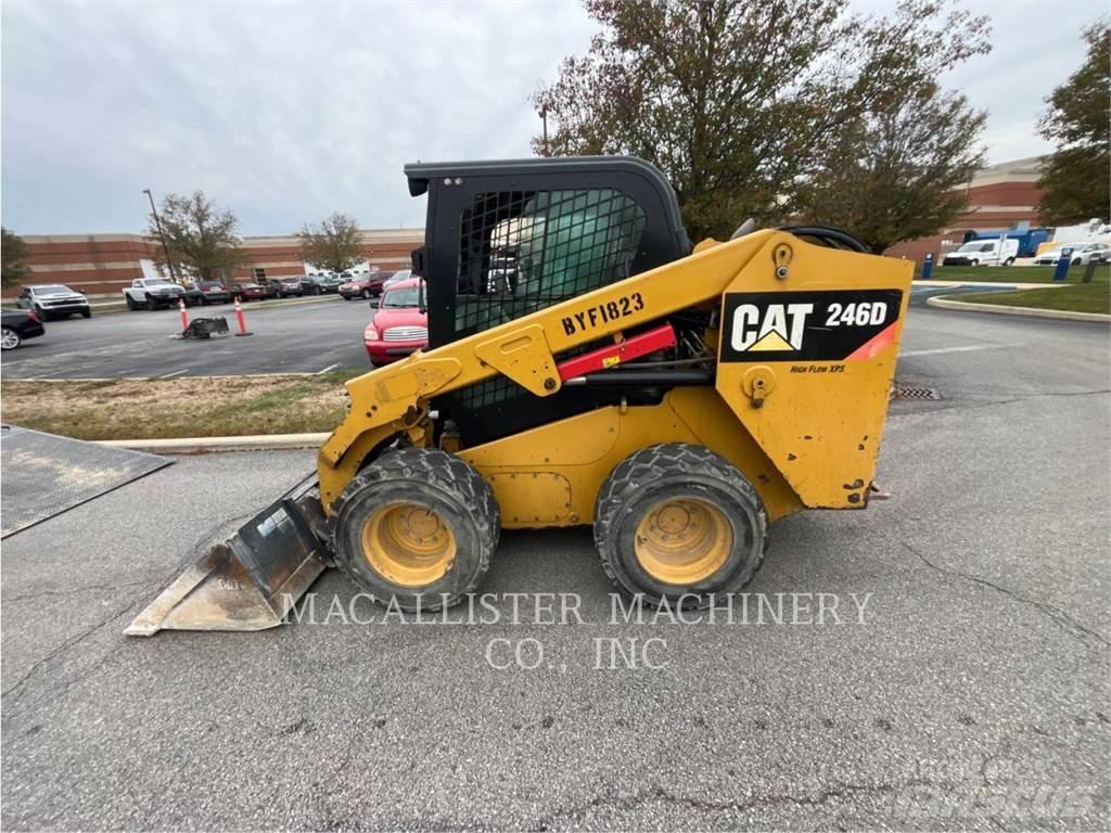 CAT 246D  스키드로더