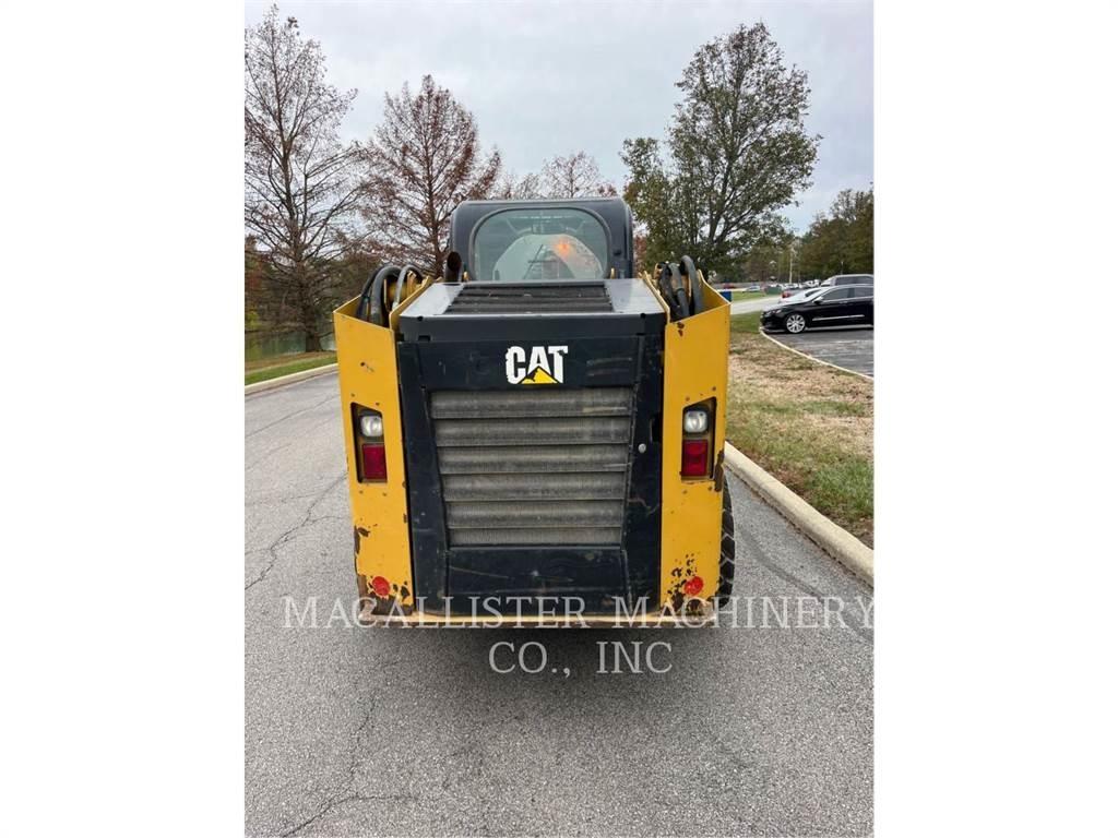 CAT 246D  스키드로더