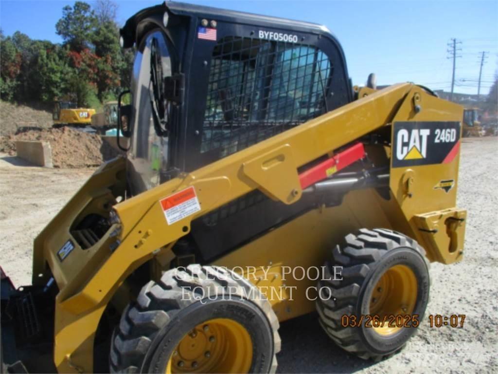 CAT 246D  스키드로더