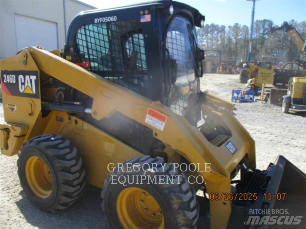 CAT 246D  스키드로더
