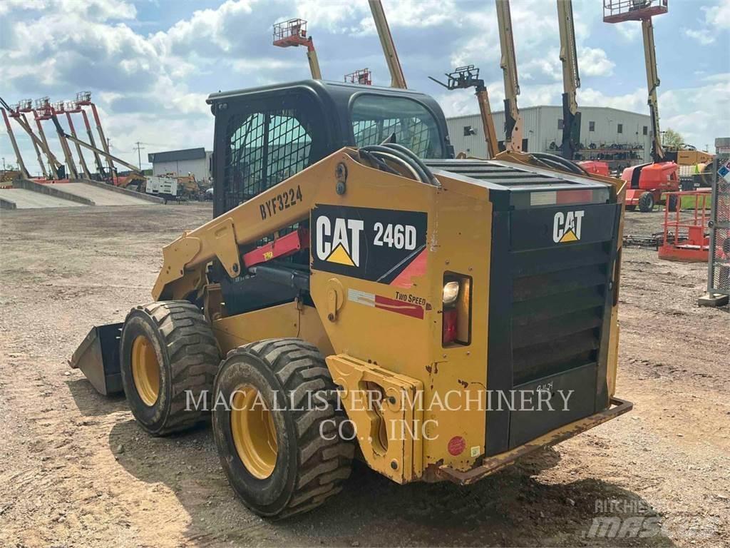 CAT 246D  스키드로더