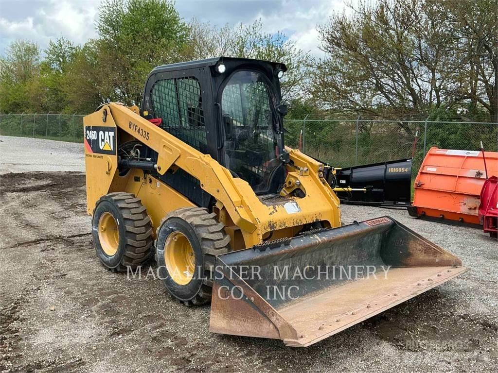 CAT 246D  스키드로더