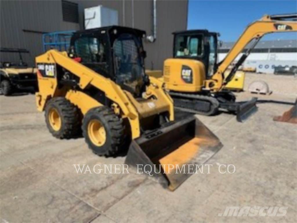 CAT 246D  스키드로더