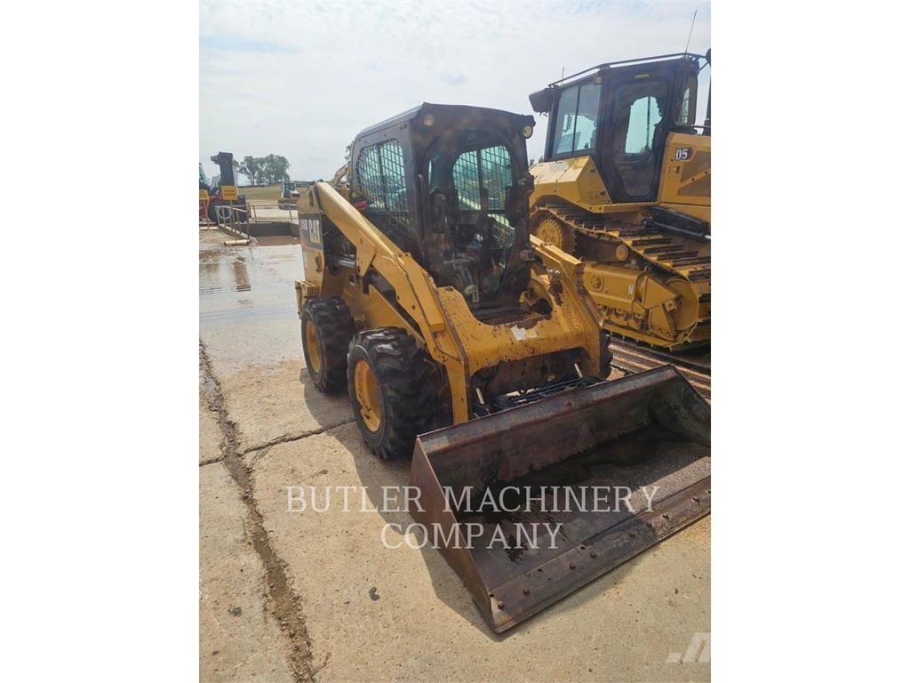CAT 246D C3H2  스키드로더