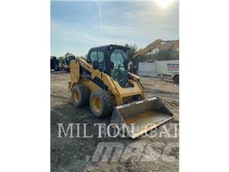 CAT 246D3  스키드로더