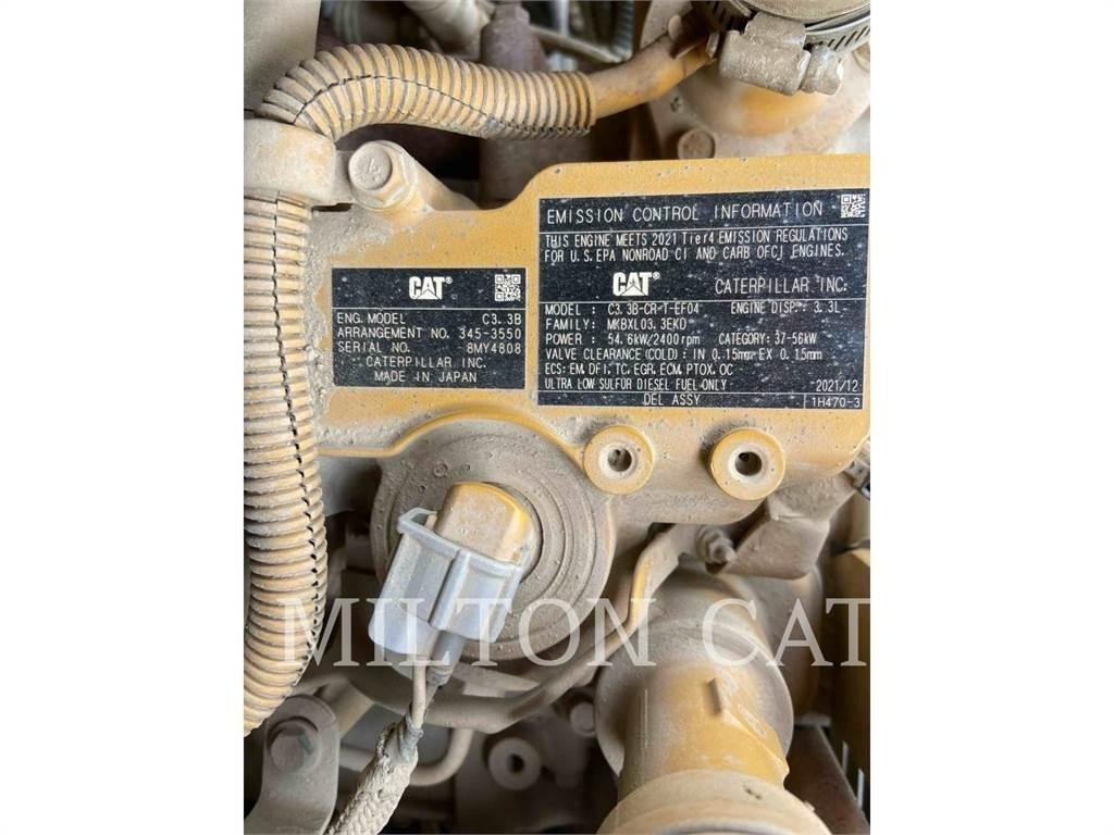CAT 246D3  스키드로더