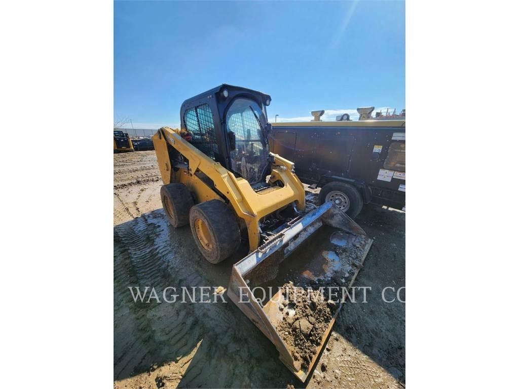 CAT 246D3  스키드로더