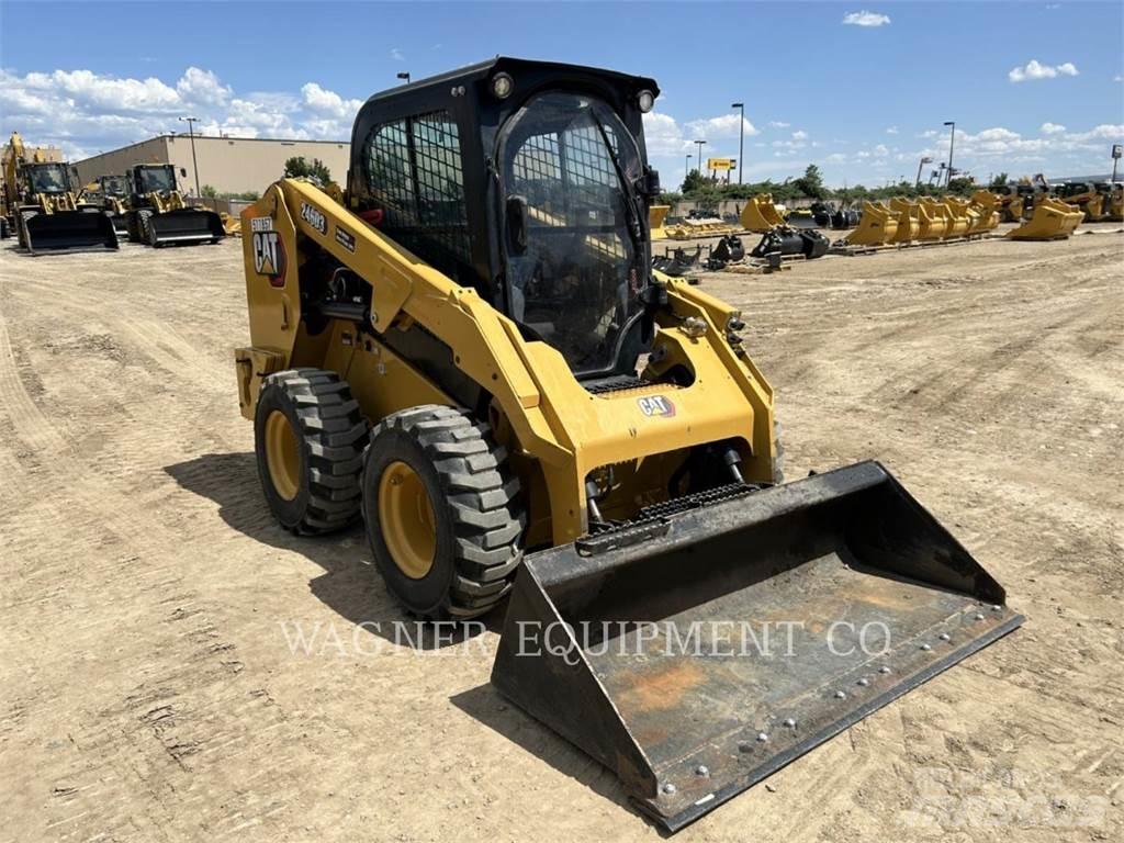CAT 246D3  스키드로더
