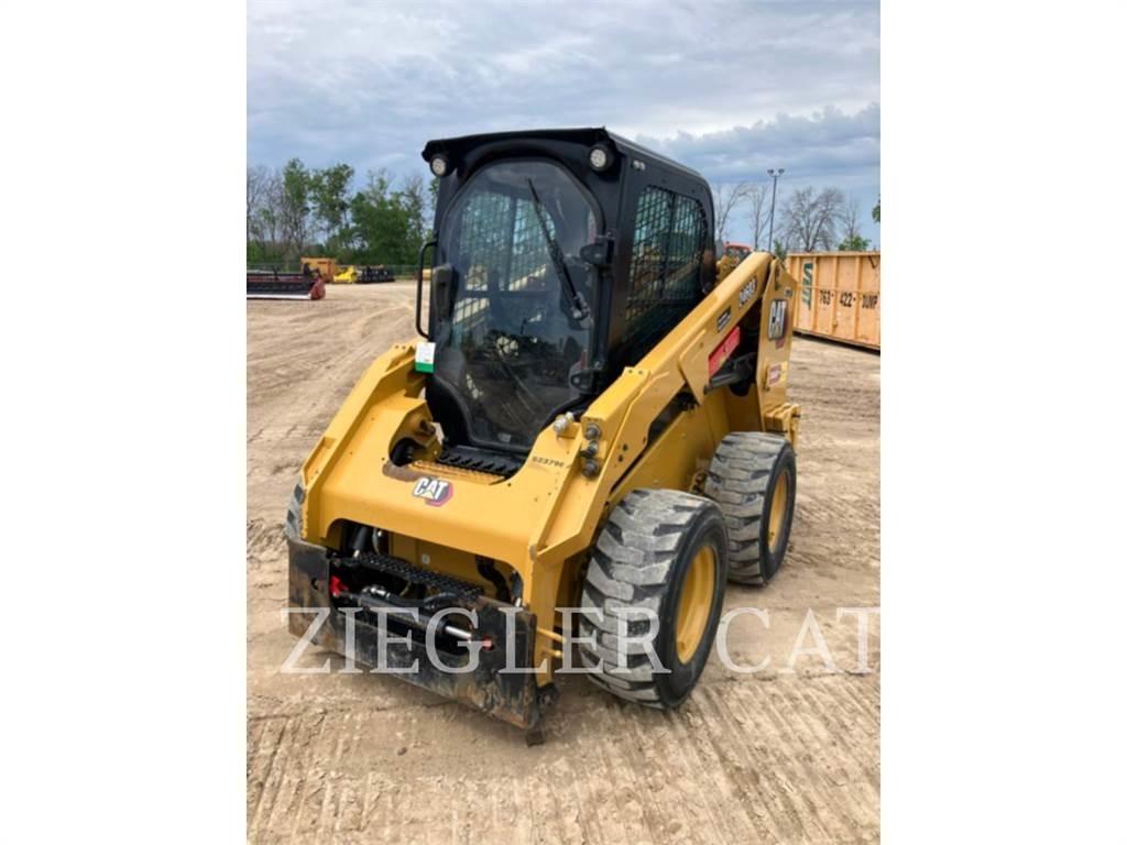 CAT 246D3  스키드로더