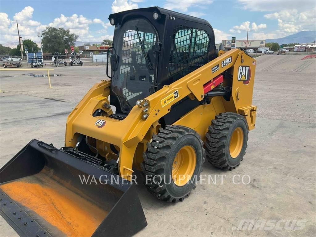 CAT 246D3  스키드로더