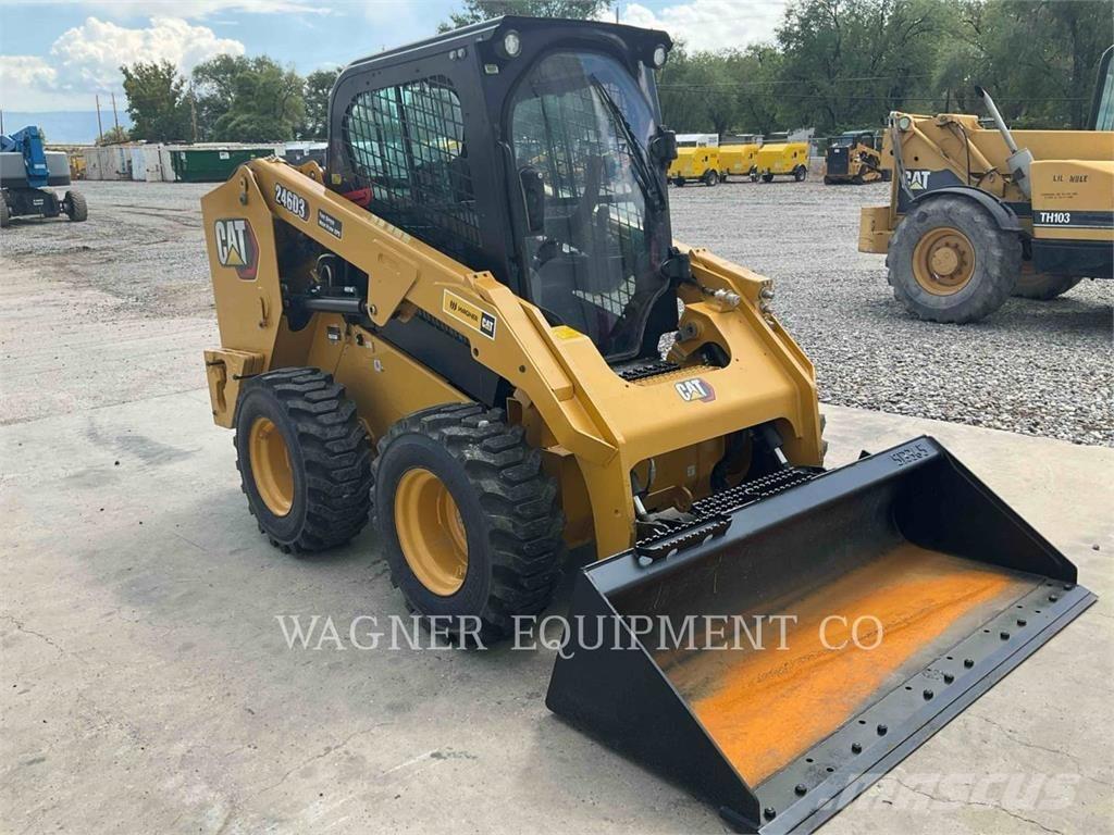 CAT 246D3  스키드로더