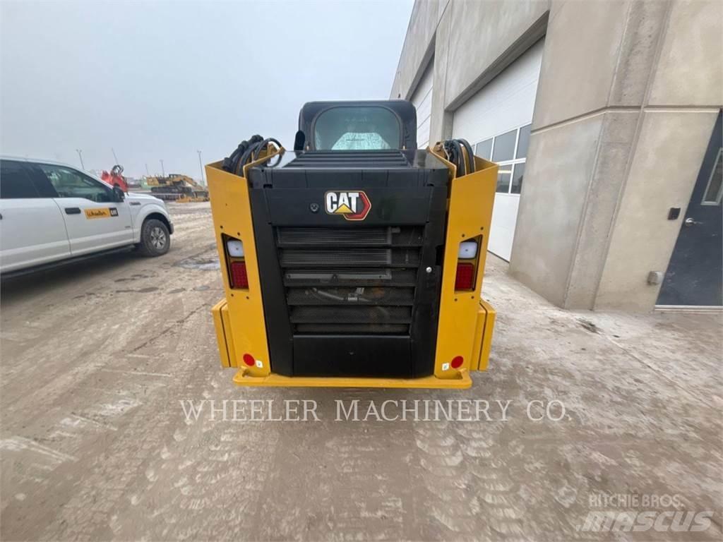 CAT 246D3 C3H2  스키드로더
