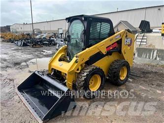 CAT 246D3 C3H2  스키드로더