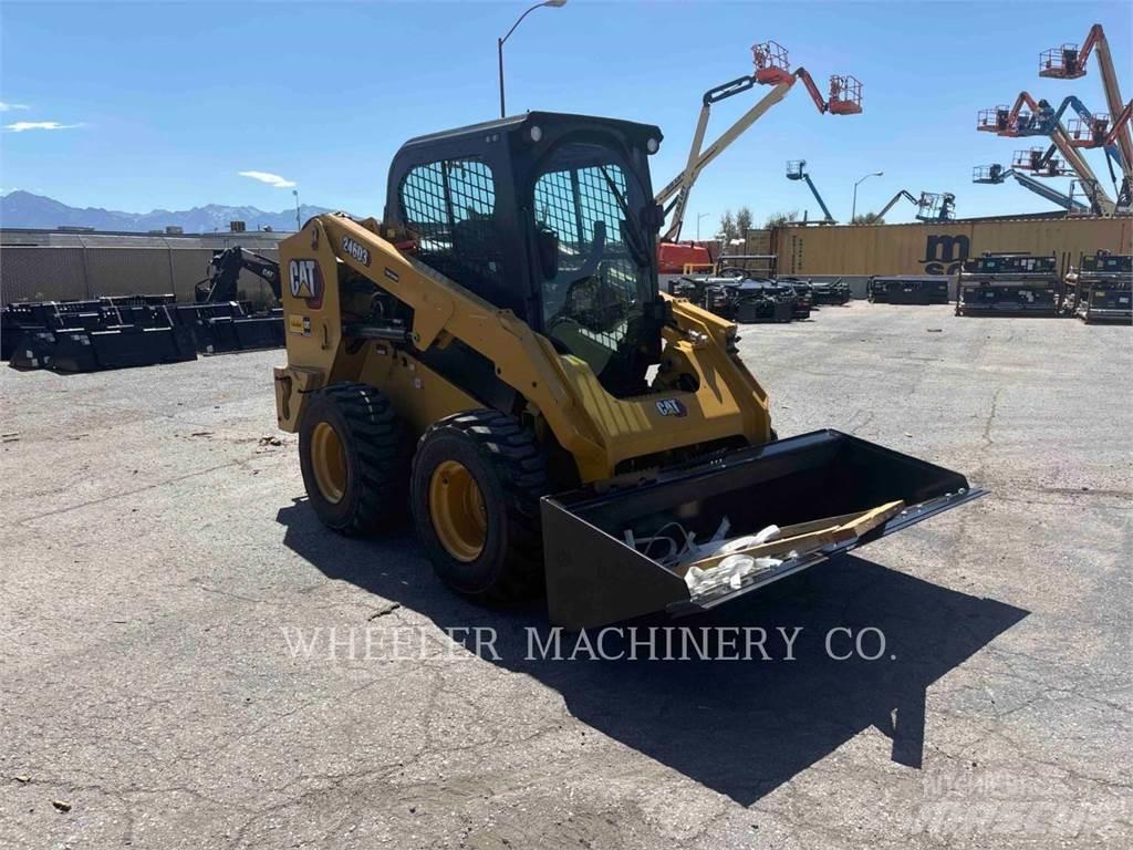 CAT 246D3 C3H2  스키드로더