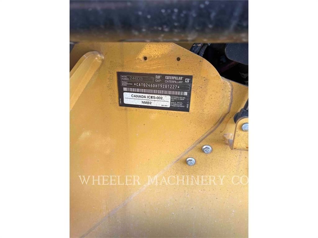 CAT 246D3 C3H2  스키드로더