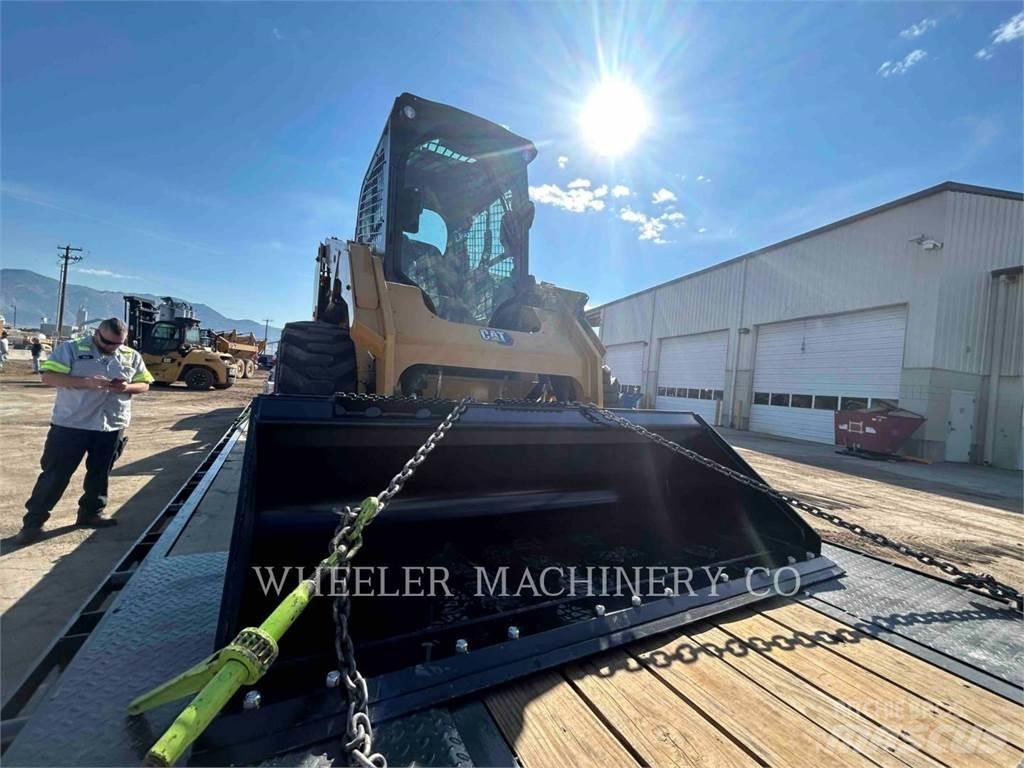 CAT 246D3 C3H2  스키드로더