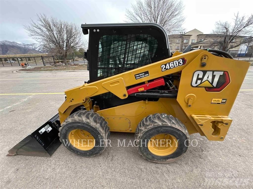 CAT 246D3 C3HF  스키드로더