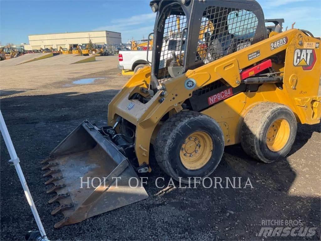 CAT 246D3 HF  스키드로더