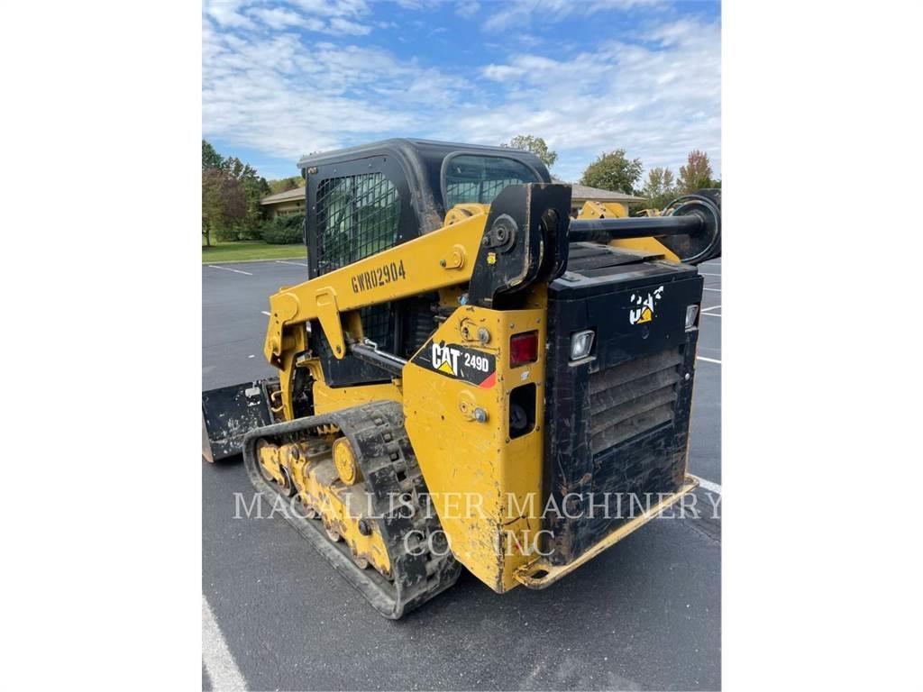 CAT 249D 궤도식 로우더