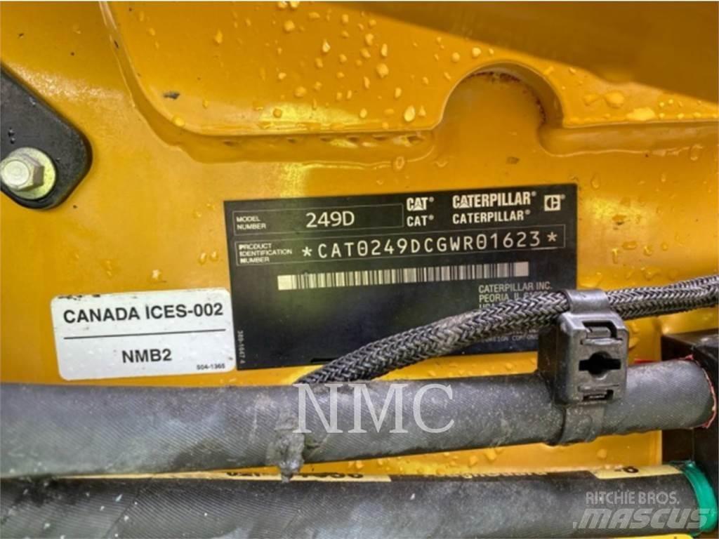 CAT 249D  스키드로더