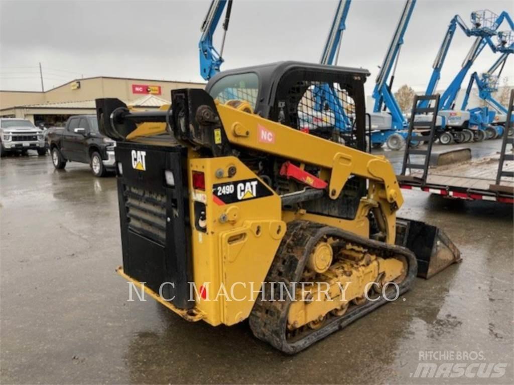 CAT 249D  스키드로더