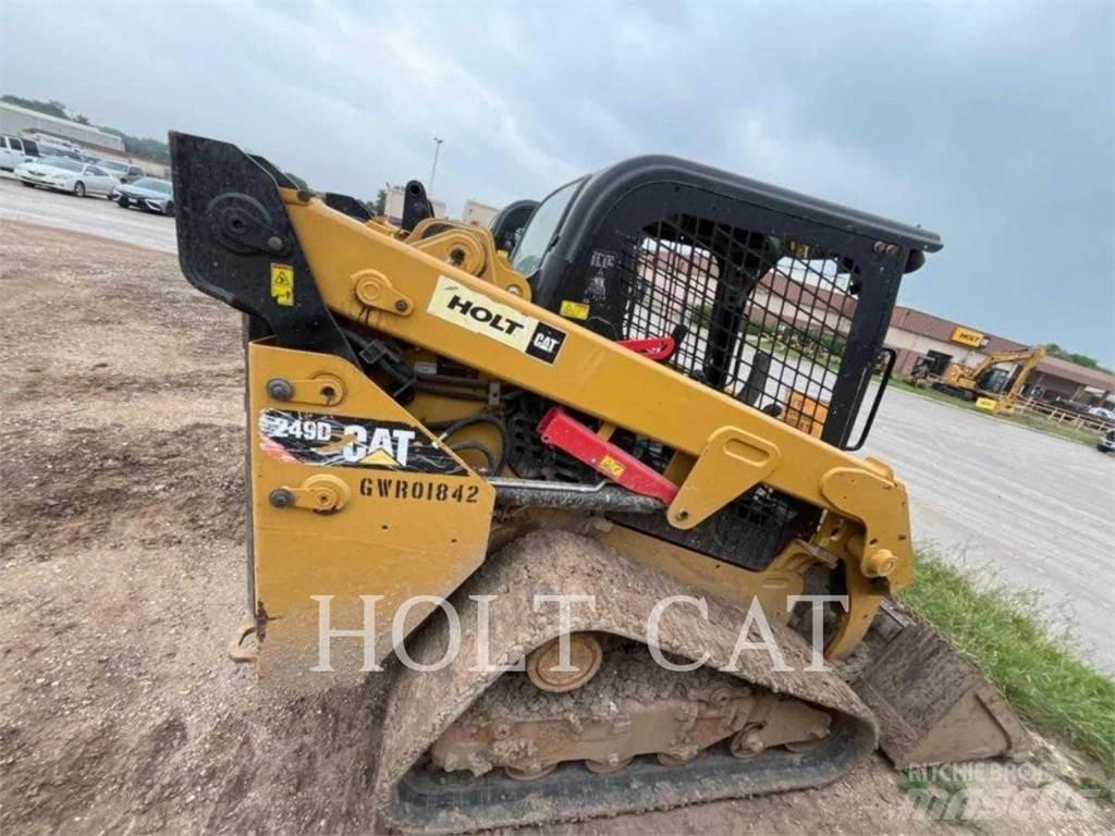 CAT 249D  스키드로더