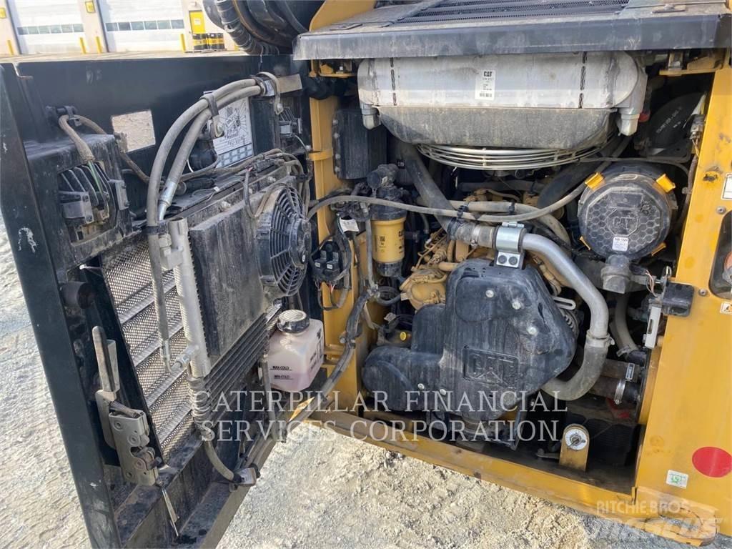 CAT 249D3 궤도식 로우더