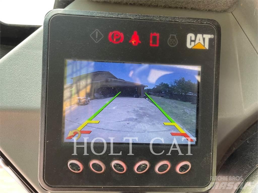 CAT 249D3 궤도식 로우더