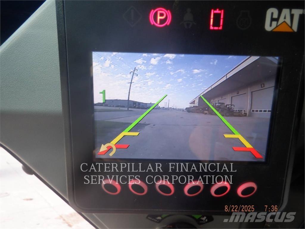 CAT 249D3 궤도식 로우더