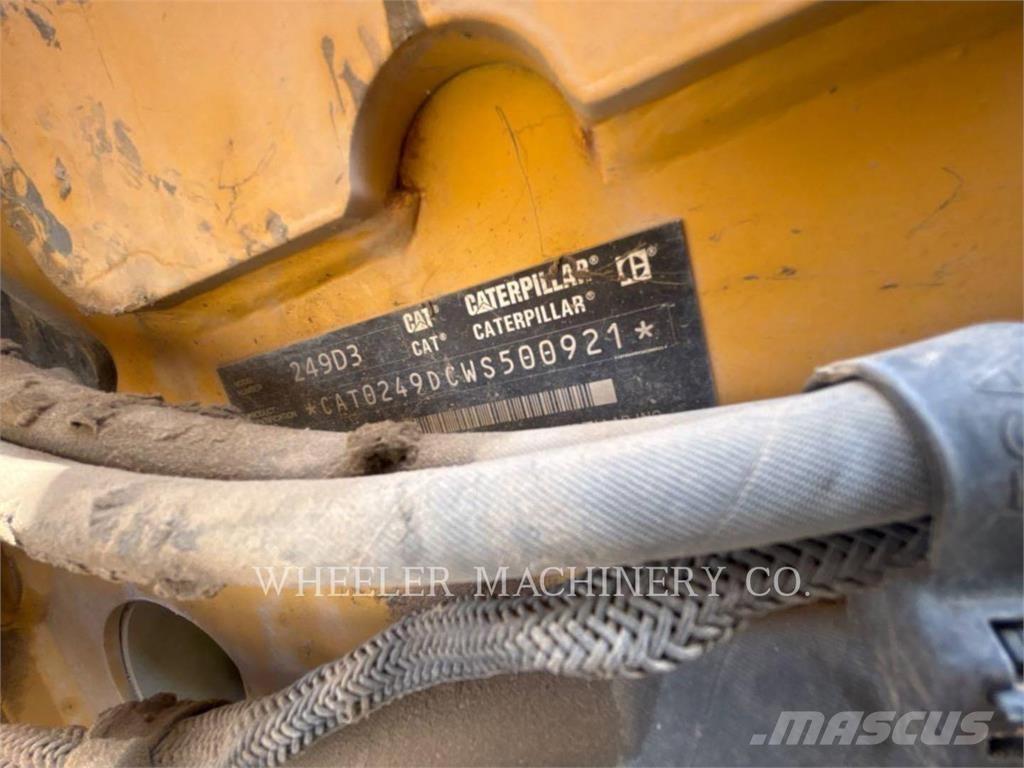 CAT 249D3 C3H2 궤도식 로우더