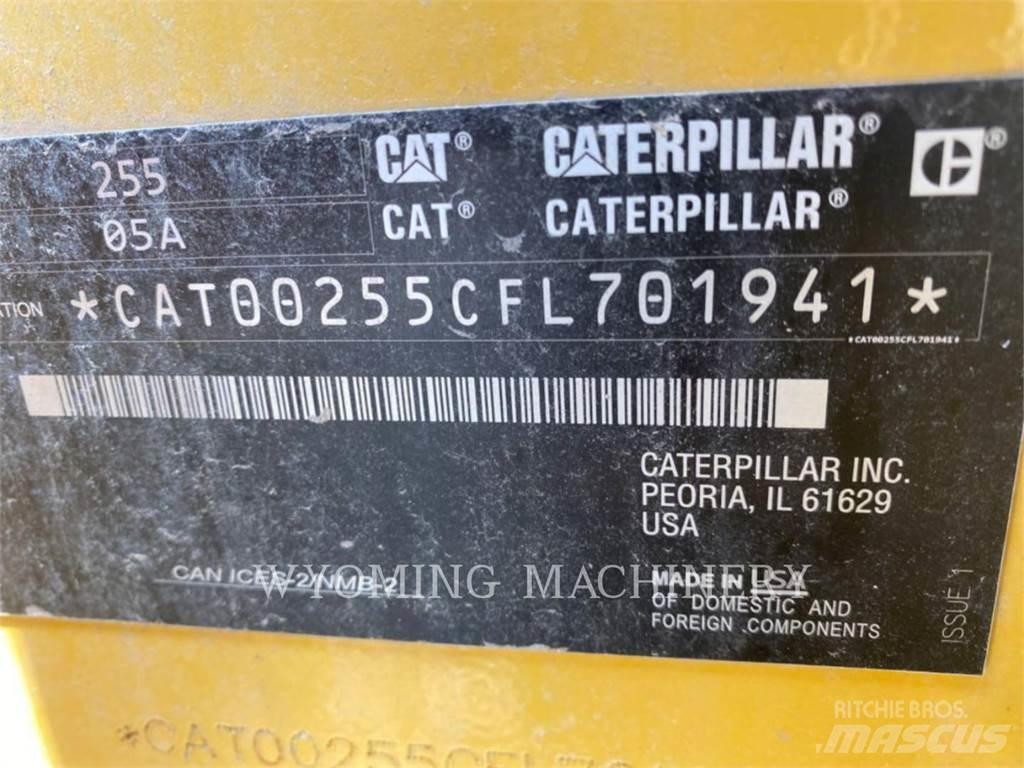 CAT 255  스키드로더