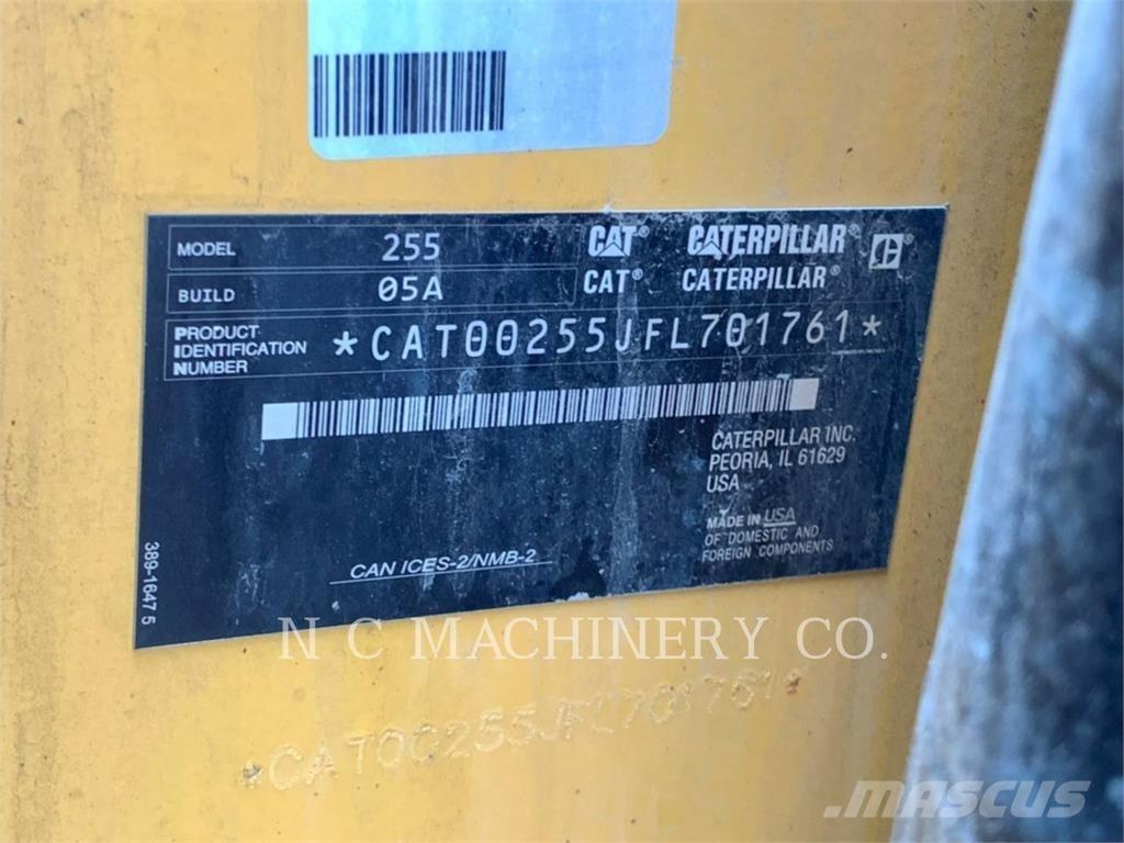 CAT 255 HP3CB  스키드로더