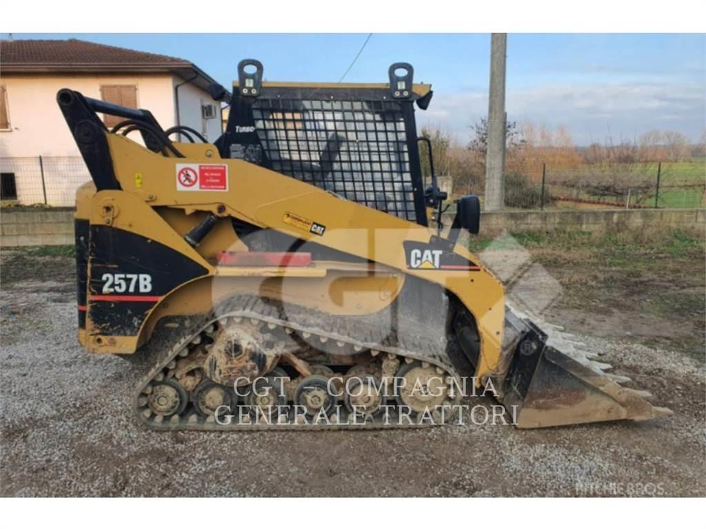 CAT 257B 궤도식 로우더