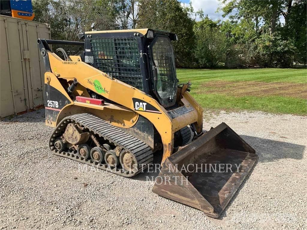 CAT 257B  스키드로더