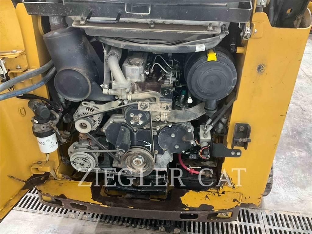 CAT 257B3 궤도식 로우더