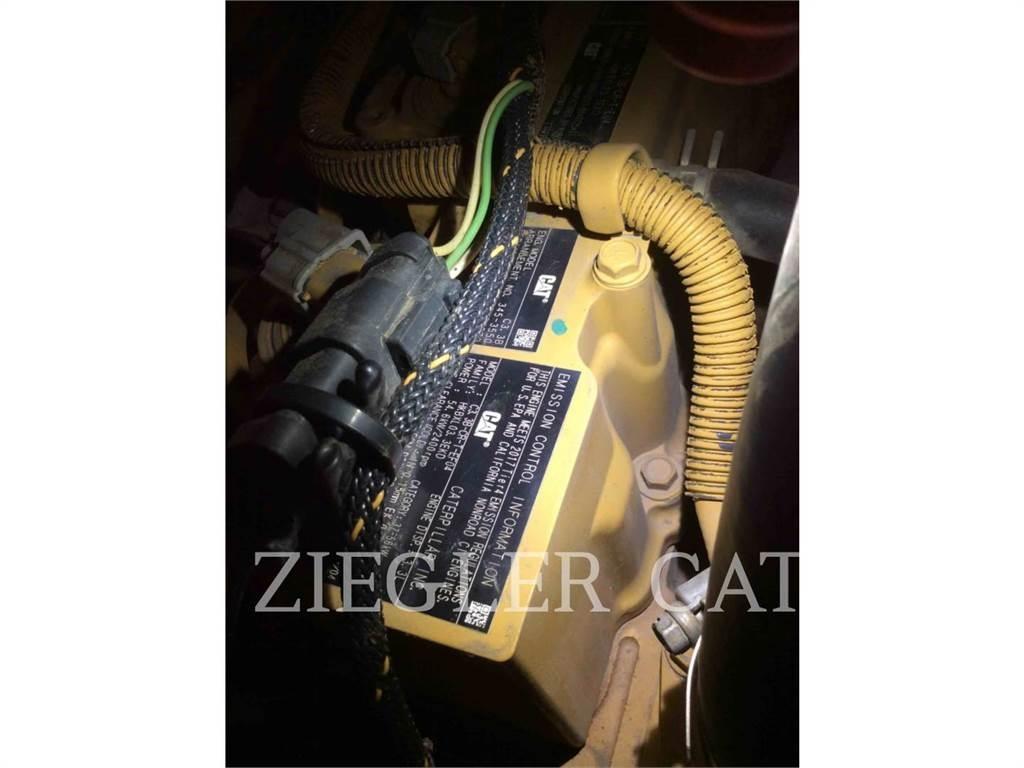 CAT 257D 궤도식 로우더