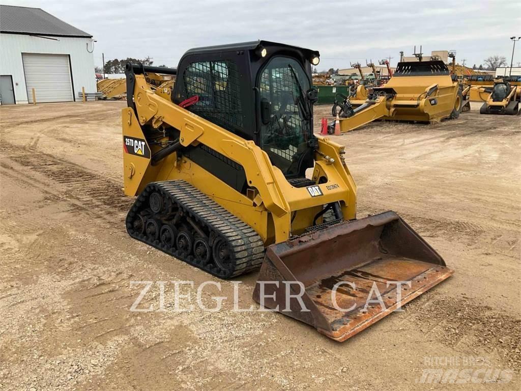 CAT 257D 궤도식 로우더