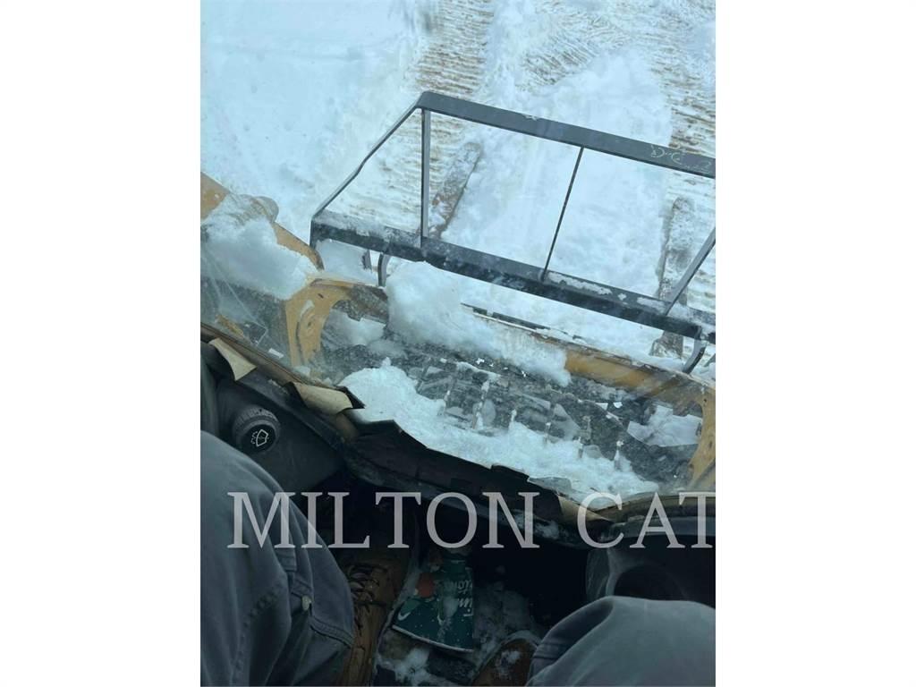 CAT 257D 궤도식 로우더