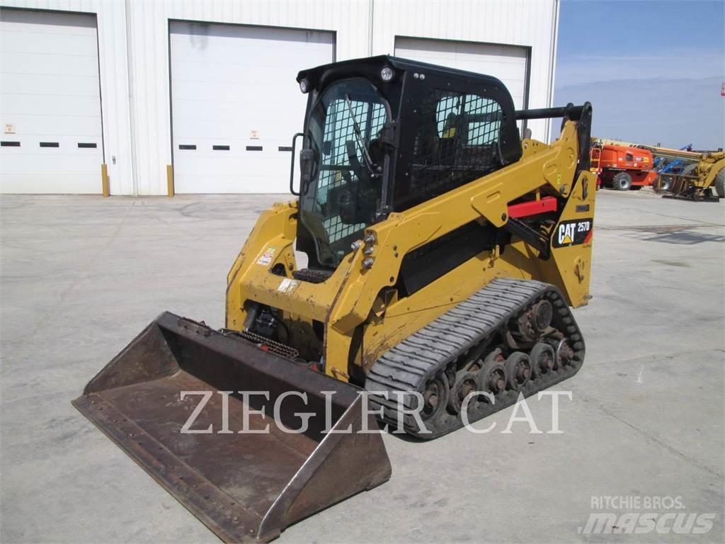 CAT 257D 궤도식 로우더