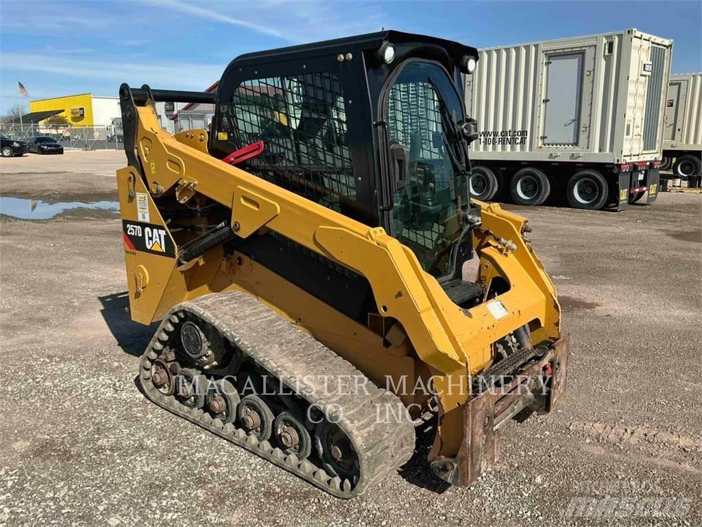 CAT 257D 궤도식 로우더